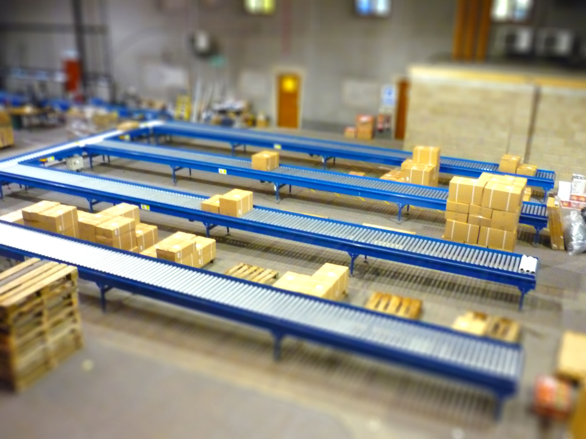 輥筒輸送線現場設計，輥筒流水線廠家